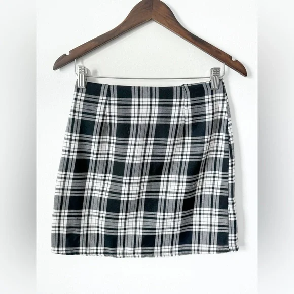 Plaid Mini Skirt - Picture 1 of 5